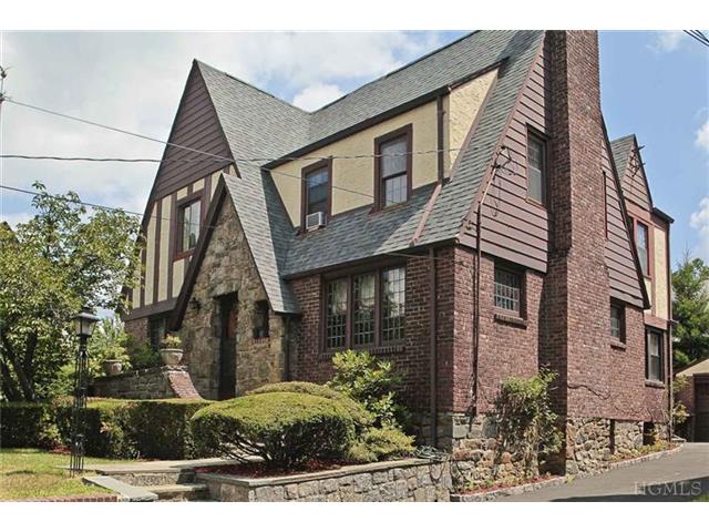 246 Devoe Ave, Yonkers, NY 10705 photo 1