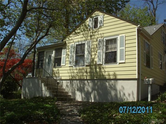 1144 Orchard St, Peekskill, NY 10566 photo 1