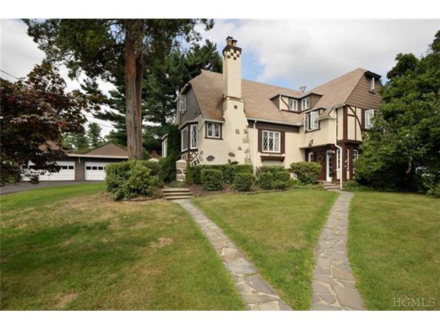 1426 Elm St, Peekskill, NY 10566 photo 1