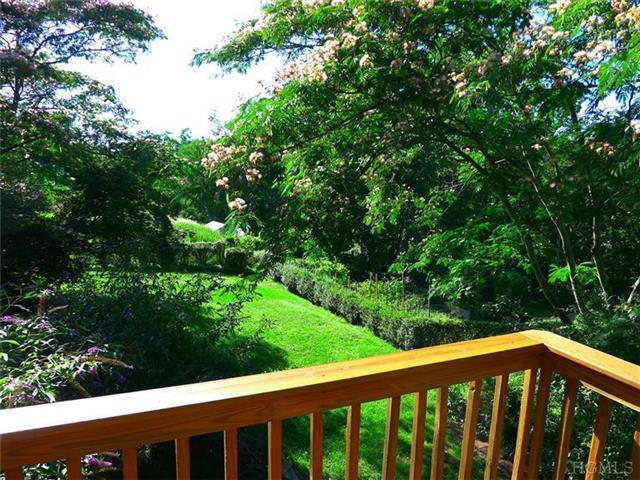 9 Fowler Ave, Ossining, NY 10562 photo 1