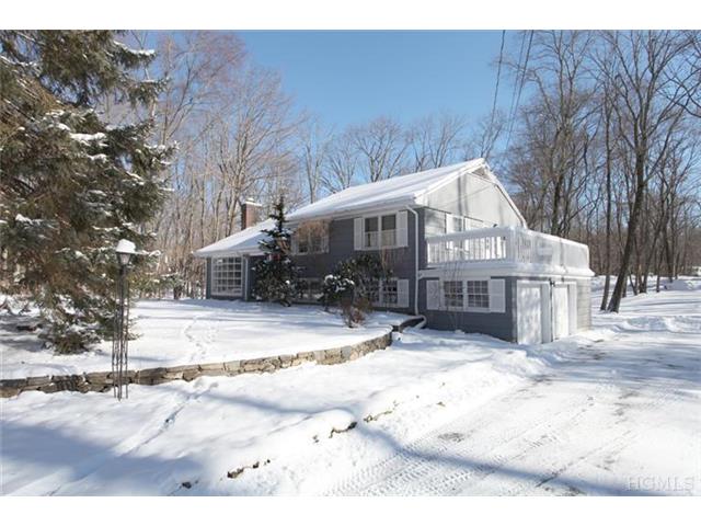 7 E Tatomuck Rd, Pound Ridge, NY 10576 photo 1
