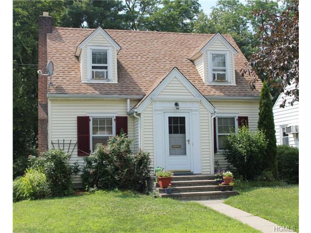 12 Meyer Ave, Poughkeepsie, NY 12603 photo 1
