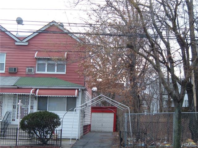 960 E 233rd St, Bronx, NY 10466 photo 1