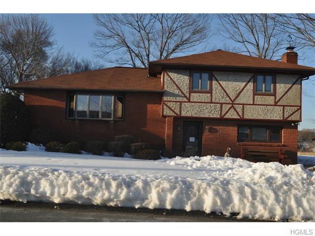 34 Hoke Dr, Stony Point, NY 10980 photo 1