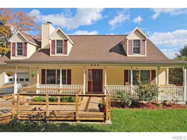 459 Georgian Ct, Peekskill, NY 10566 photo 1
