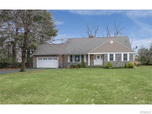 4 Idlewild Park Dr, Cornwall On Hudson, NY 12520 photo 1