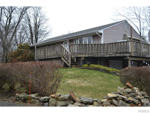 35 Amazon Rd, Carmel, NY 10512 photo 1