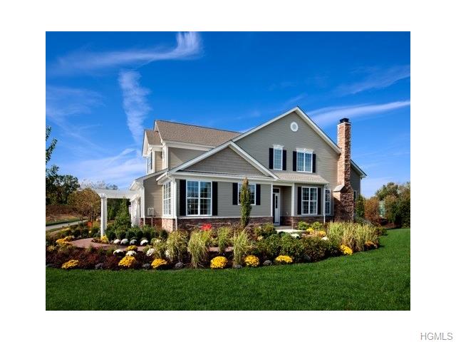 72 Pritchard Ct, Fishkill, NY 12524 photo 1
