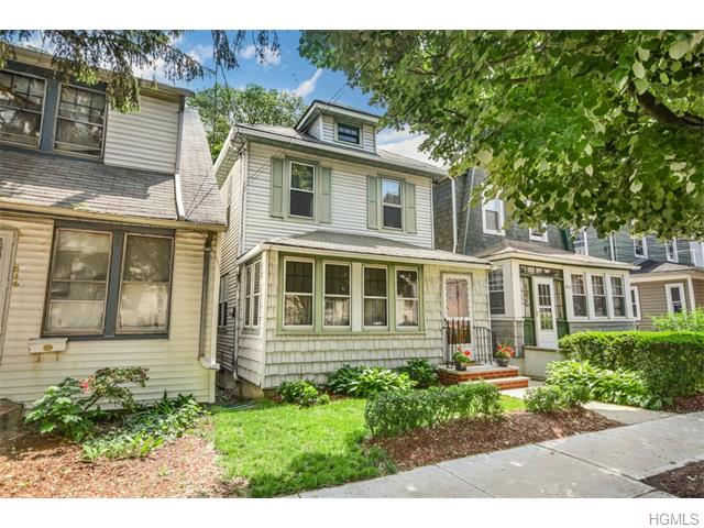 414 E 241st St, Bronx, NY 10470 photo 1