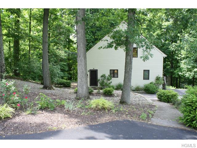 5 Tilford Pl, Highland Mills, NY 10930 photo 1