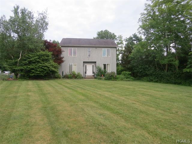 201 Terrace Rdg, Fishkill, NY 12524 photo 1