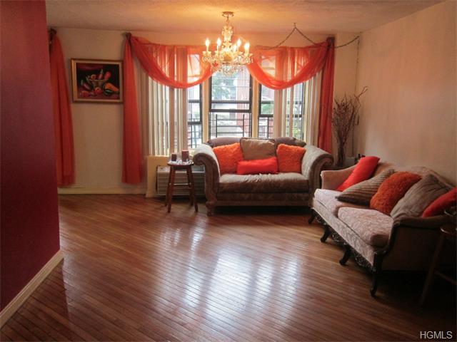 2835 Webb Ave #2E, Bronx, NY 10468 photo 1