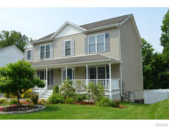 5 Stacey Ct, Peekskill, NY 10566 photo 1