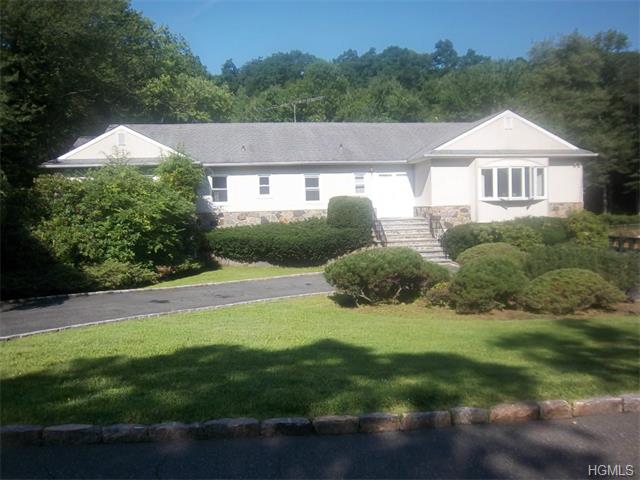 14 Pinehurst Dr, Purchase, NY 10577 photo 1