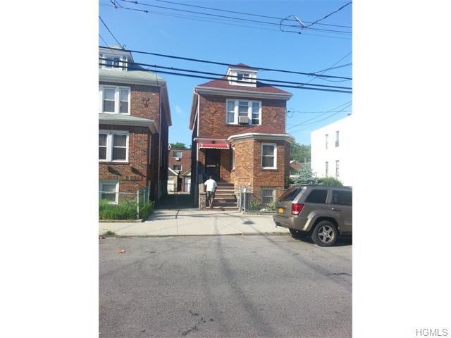 939 E 225th St, Bronx, NY 10466 photo 1