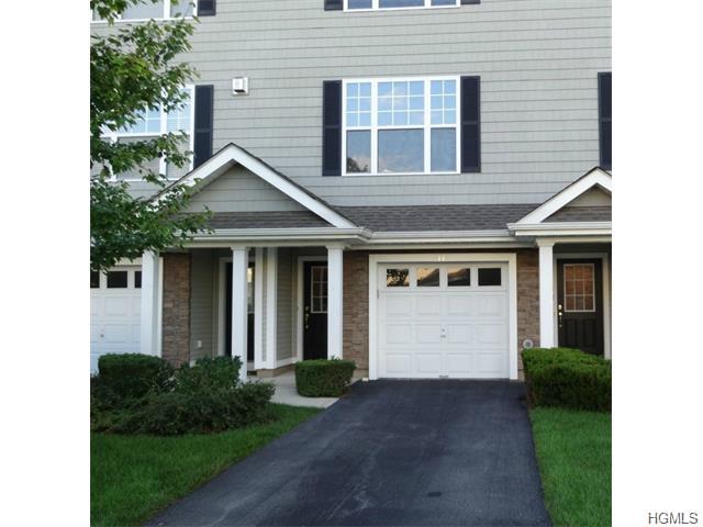 14 Putters Way, Middletown, NY 10940 photo 1