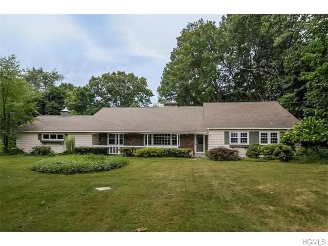 29 Walnut Hill Rd, Poughkeepsie, NY 12603 photo 1