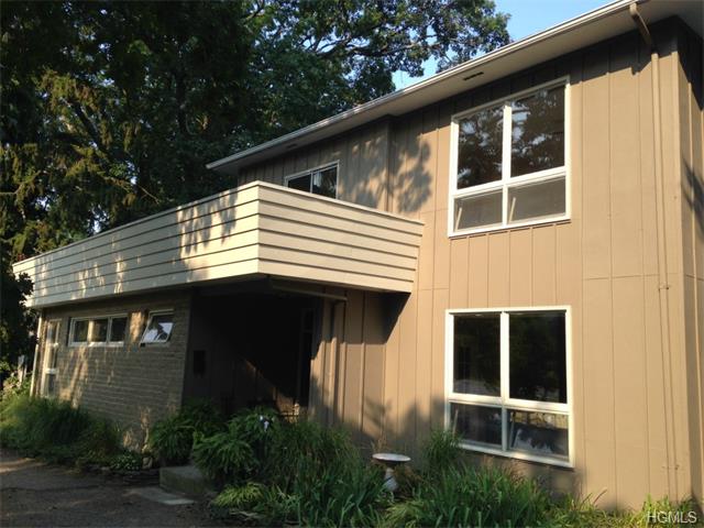 400 Hudson St, Cornwall, NY 12518 photo 1