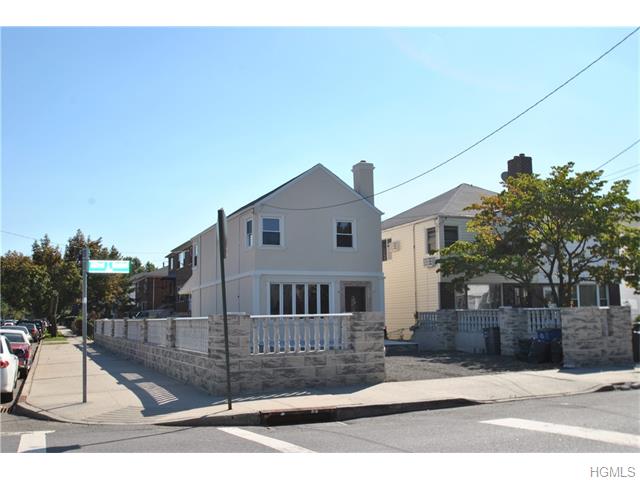 3214 Ampere Ave, Bronx, NY 10465 photo 1
