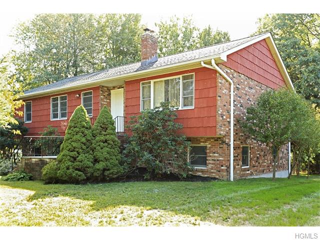5 Mccarthy Dr, Ossining, NY 10562 photo 1