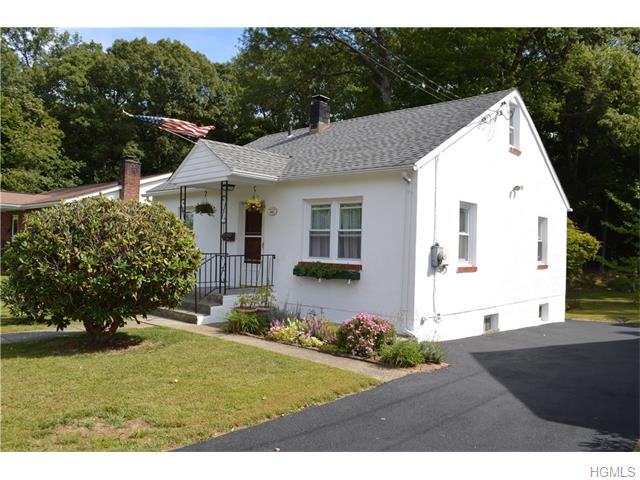 823 Ridge St, Peekskill, NY 10566 photo 1