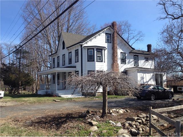 204 Forest Rd, Wallkill, NY 12589 photo 1