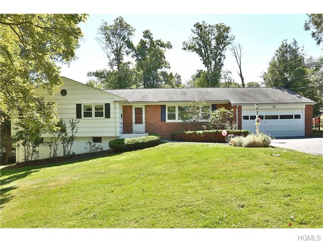 18 Birchbrook Dr, Valhalla, NY 10595 photo 1