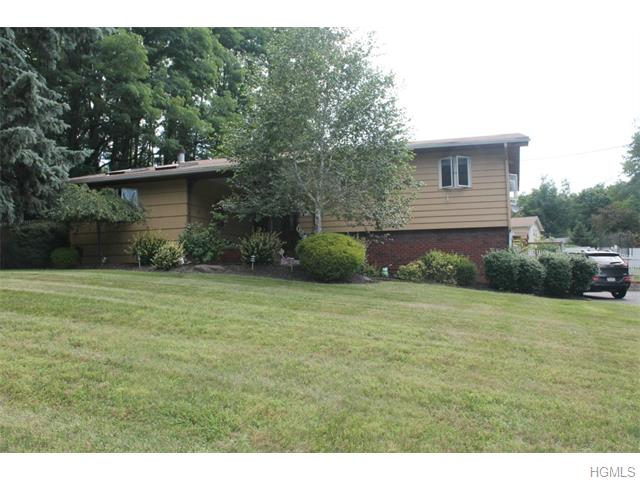 4 Adele Blvd, Spring Valley, NY 10977 photo 1