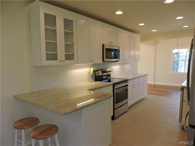7 Split Rock Rd, Mahopac, NY 10541 photo 1