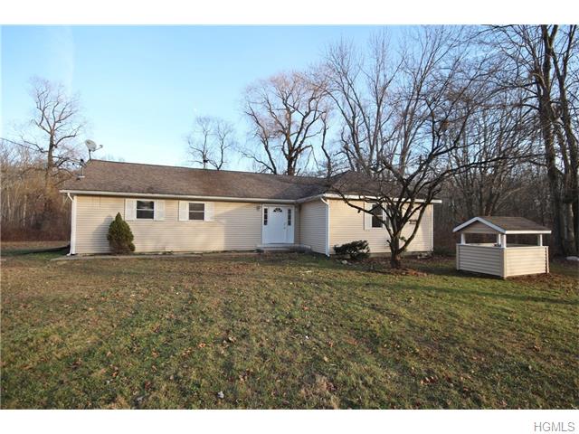 239 Quaker St, Wallkill, NY 12589 photo 1