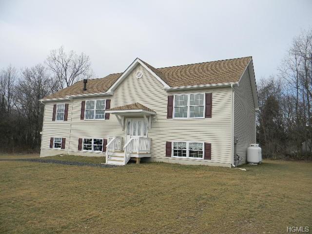 753 Plains Rd, Wallkill, NY 12589 photo 1