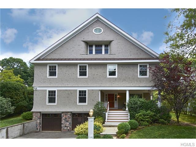 3 Woods Ln, Rye, NY 10580 photo 1