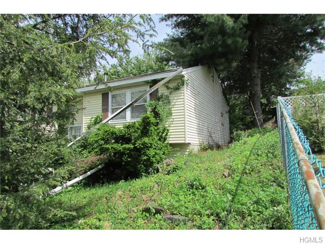 700 Lindbergh Ave, Peekskill, NY 10566 photo 1
