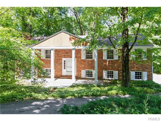 669 Quaker St, Chappaqua, NY 10514