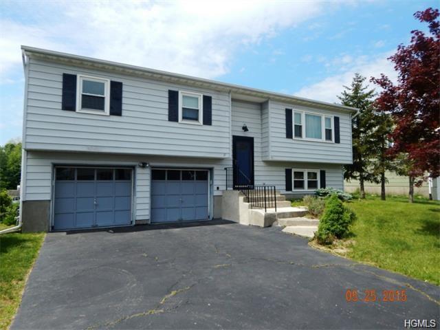 17 Sutherland Dr, Monroe, NY 10950 photo 1