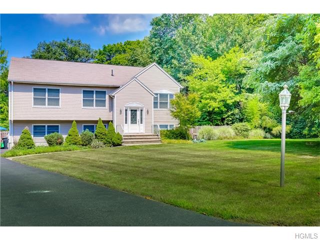 16 E Stemmer, Suffern, NY 10901 photo 1