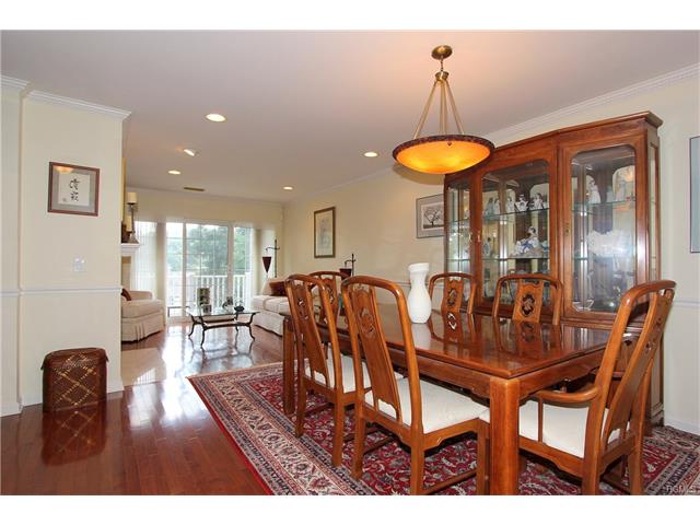 109 Hillcrest Ln, Peekskill, NY 10566 photo 1