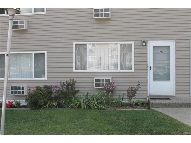 7 Fishkill Glen Dr #E, Fishkill, NY 12524 photo 1