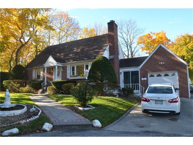 8 Sciortino Pl, White Plains, NY 10607 photo 1