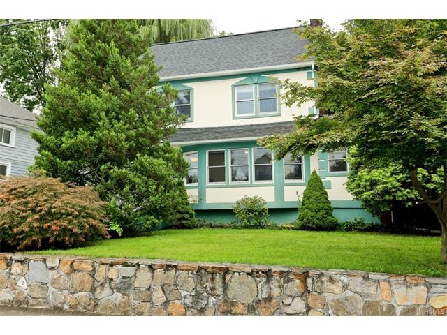 211 Pomeroy St, Peekskill, NY 10566 photo 1