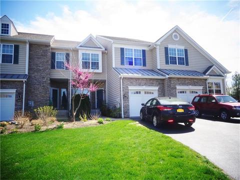 1016 Dutcher Dr, Fishkill, NY 12524 photo 1