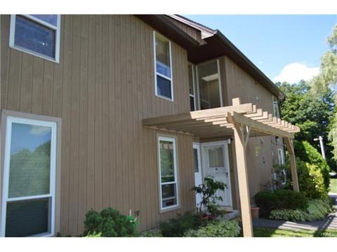 2 Brooke Holw, Peekskill, NY 10566 photo 1