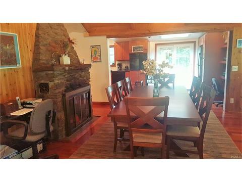 434 E Boyds Rd, Kent, NY 10512 photo 1