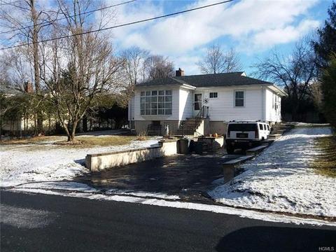 14 Barnett W Rd, Monroe, NY 10950 photo 1