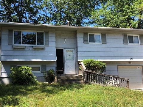19 Merrick Dr, Spring Valley, NY 10977 photo 1