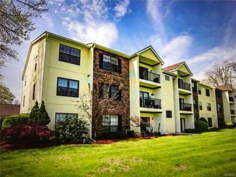 34 Edinburgh Dr, Peekskill, NY 10566 photo 1