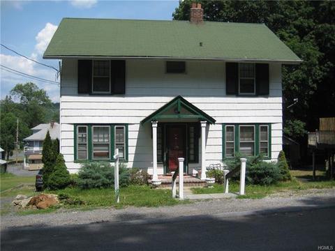 79 High St, Monroe, NY 10950 photo 1
