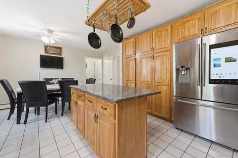 Kitchen - 29 Hillview Dr, La Grange, NY 12603 photo 4 of 4