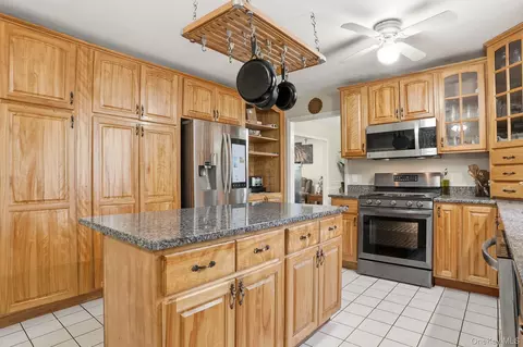 Kitchen - 29 Hillview Dr, La Grange, NY 12603 photo 3 of 4