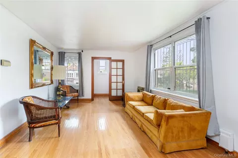 51-05 74th St, Elmhurst, NY 11373